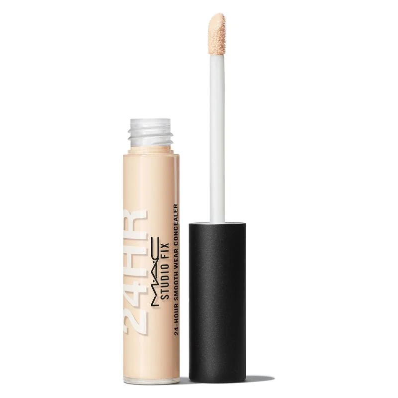 Mac Studio Fix 24-Hour Smooth Wear Correttore Fluido Nc10 (7 Ml)