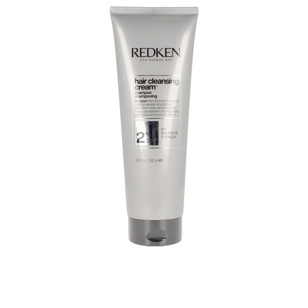 shampoo in crema detergente per capelli