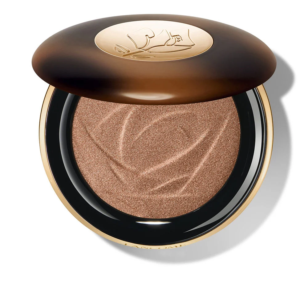 TEINT IDOLE ULTRA WEAR Illuminante radioso e luminoso SKIN TRANSFORMING