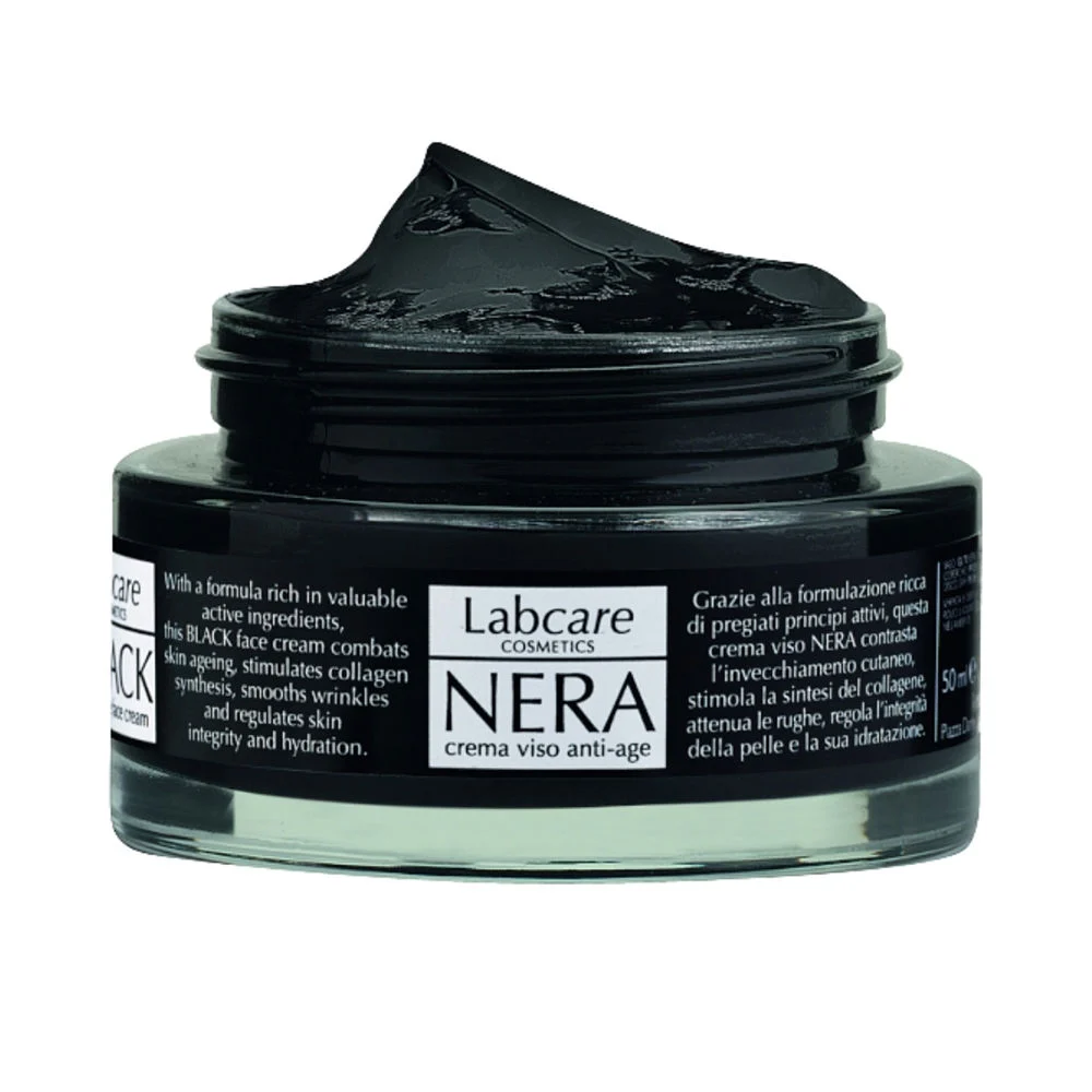 Crema viso al carbone nero