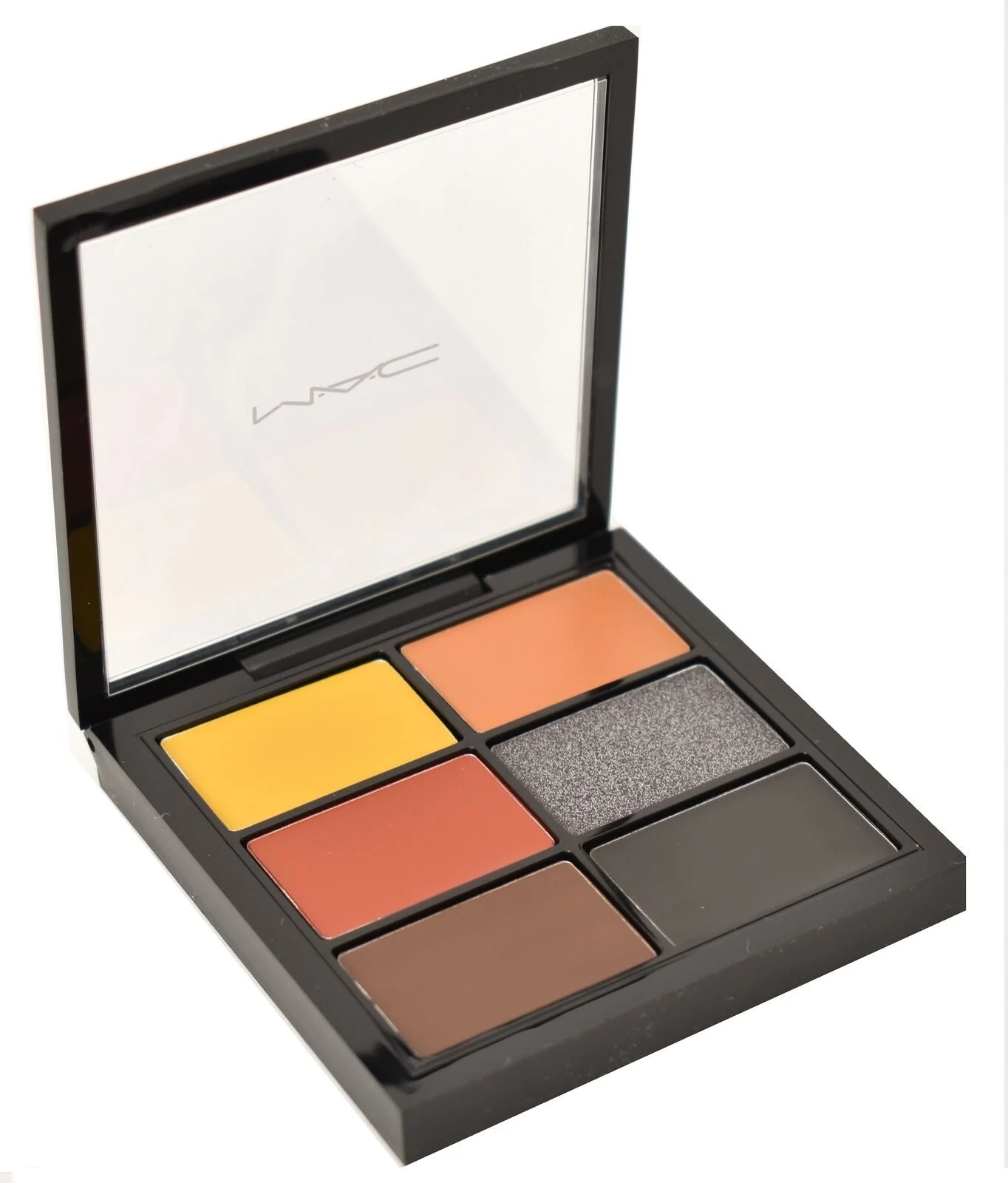 MAC Studio Coprenza & Correzione Contouring Palette Deep 6 g
