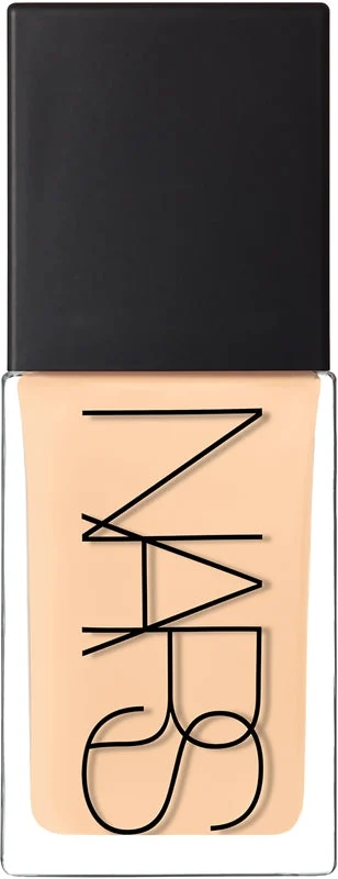 Fondotinta illuminante Nars Light Reflecting per un look colore naturale SALZBURG 30 ml