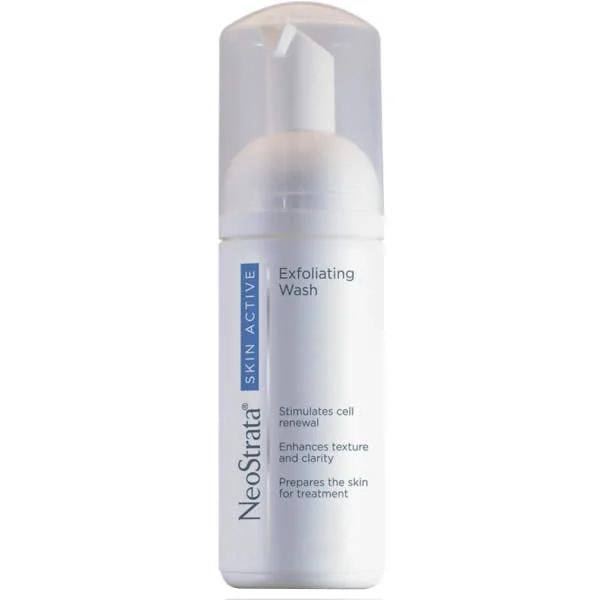 Schiuma detergente esfoliante Skin Active (Detergente Esfoliante) 125 ml